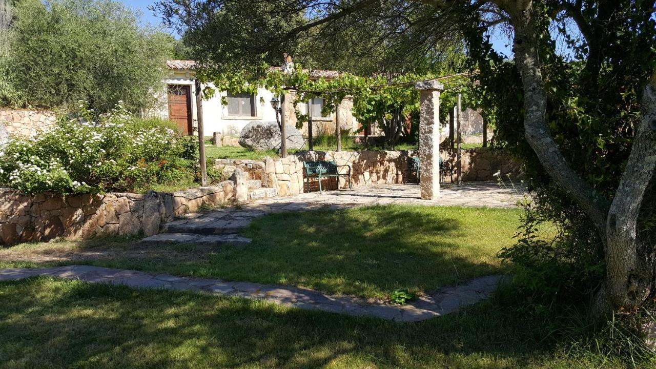 Agriturismo Desole Monti エクステリア 写真